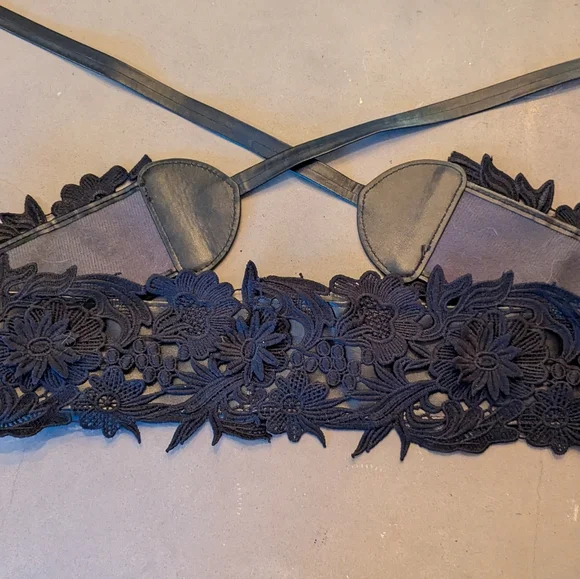 Belt - Picture 3 of 4